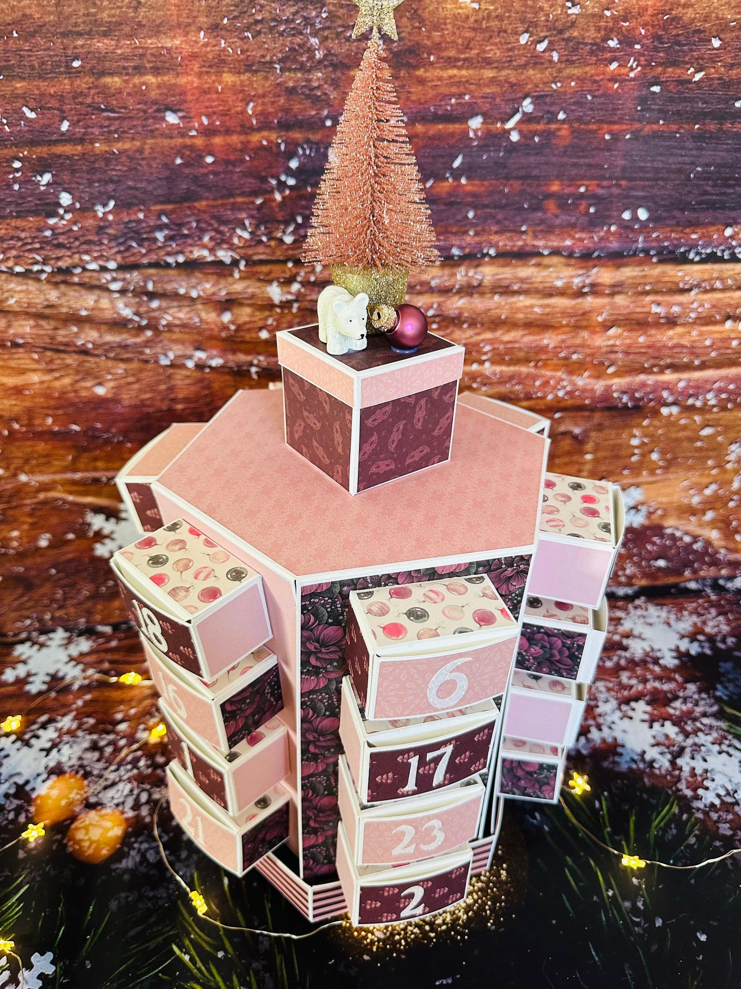 Calendrier de l'Avent boite hexagonal "Pink  "