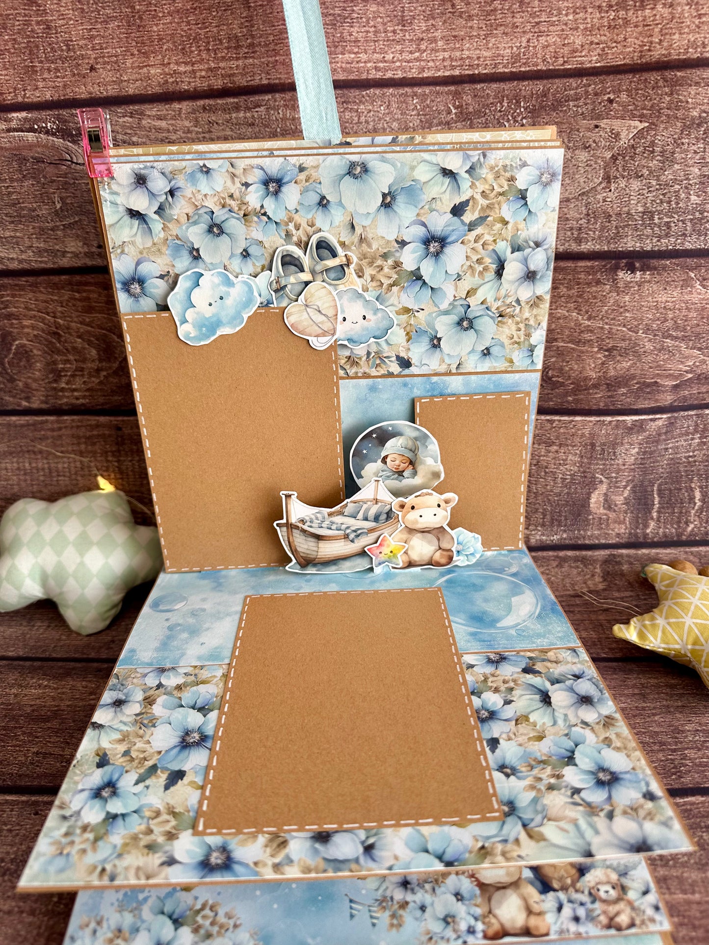 Livre photo pop-up " Boy and toy"