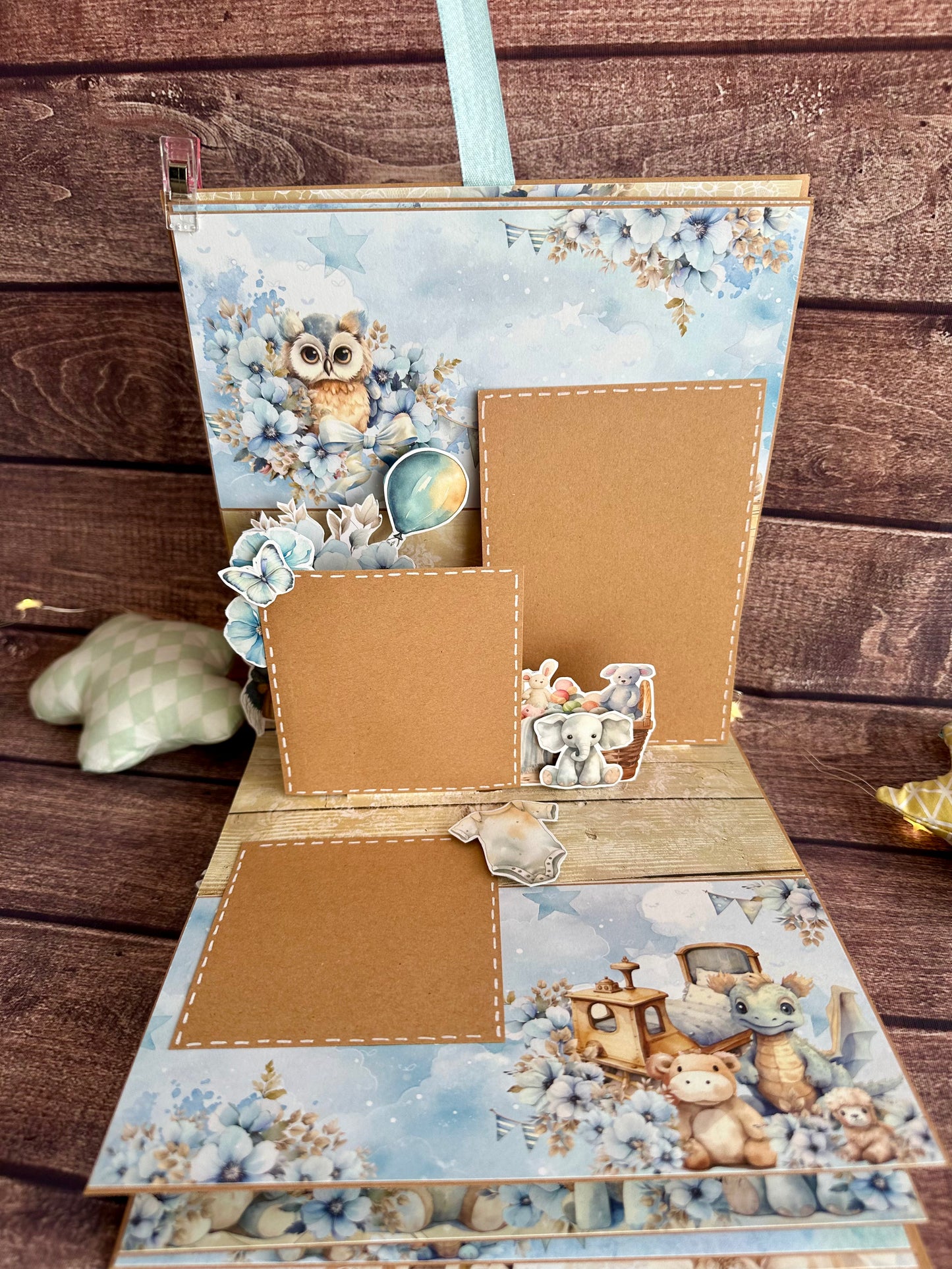 Livre photo pop-up " Boy and toy"