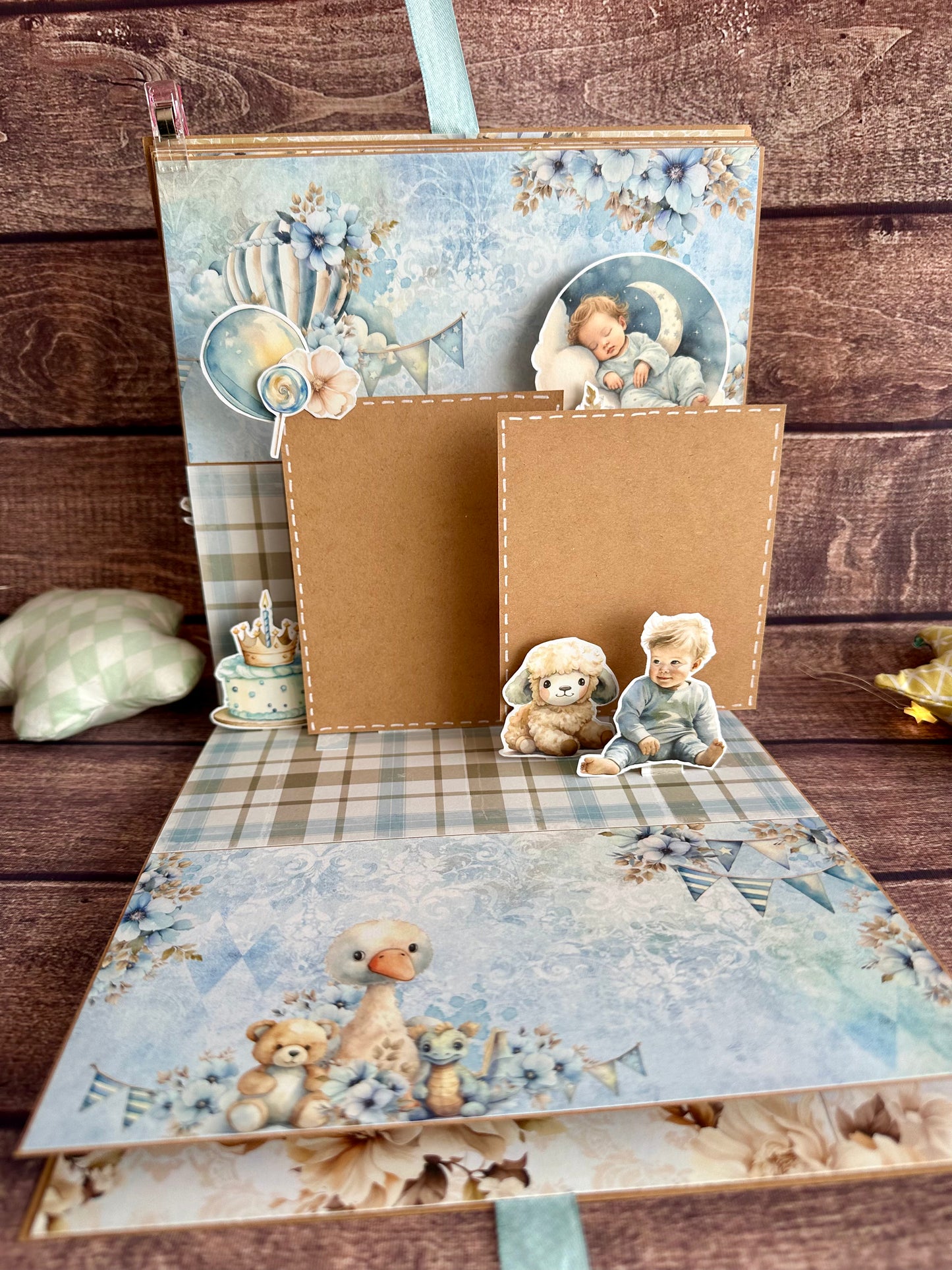 Livre photo pop-up " Boy and toy"